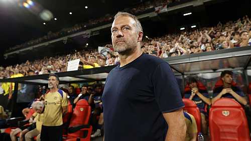 Barcelona 'disconnect' affecting form - Flick